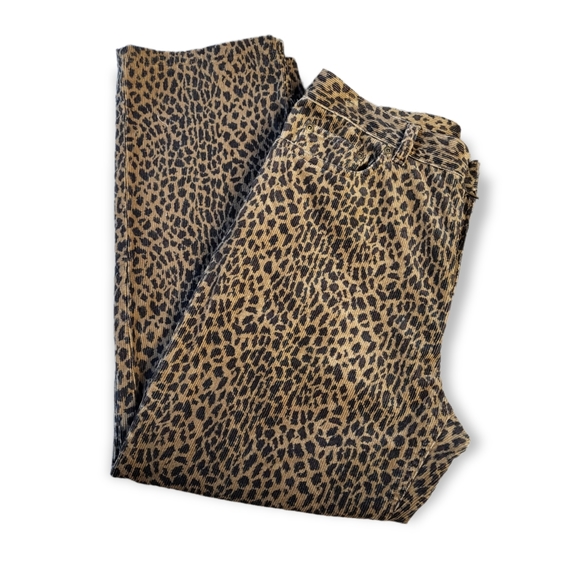 Jones New York Sport Corduroy Leopard/Cheetah Print size 8 Brown/Black